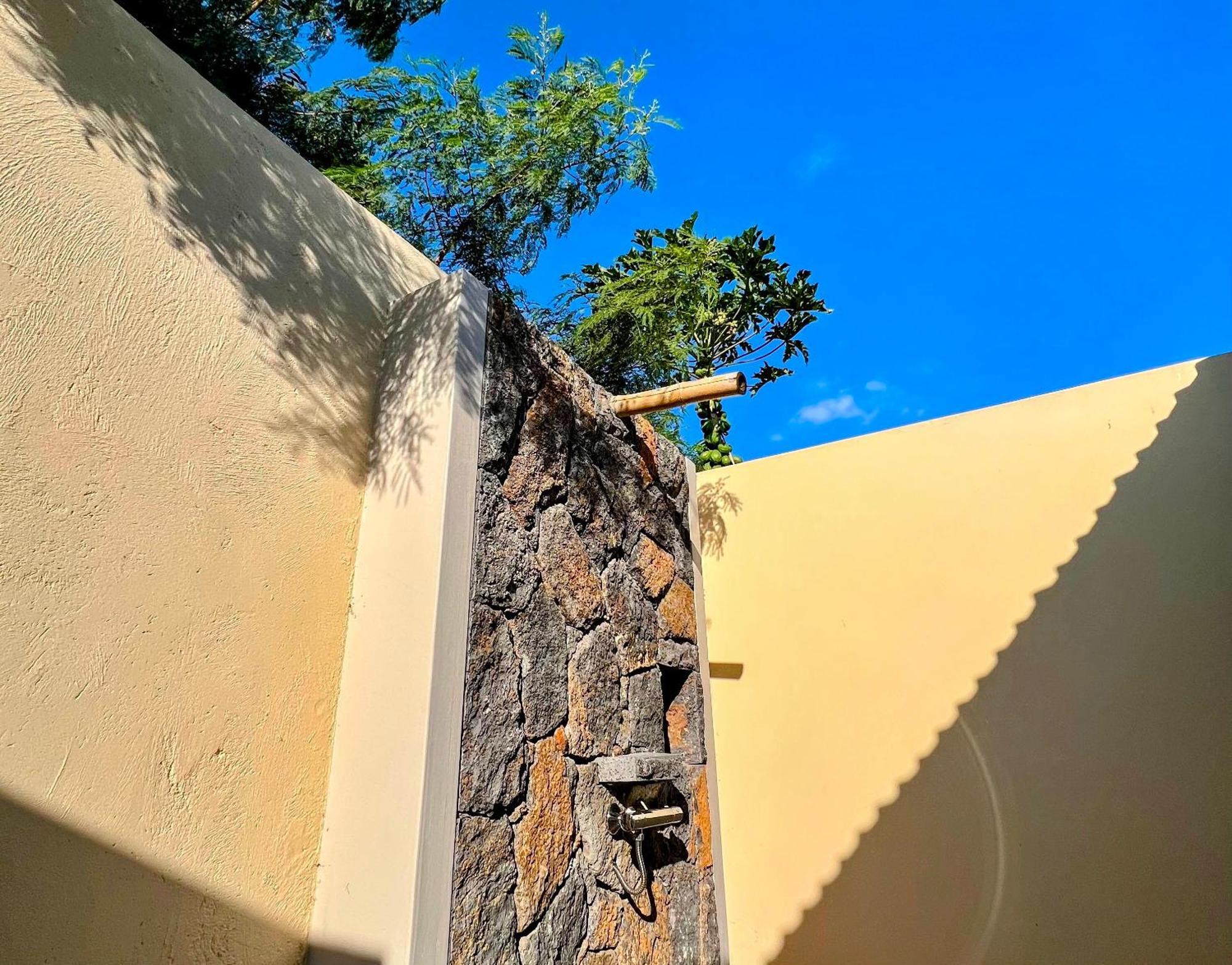 Lakaz Kannell - Coconut Secluded Outside Shower, Infinity Pool